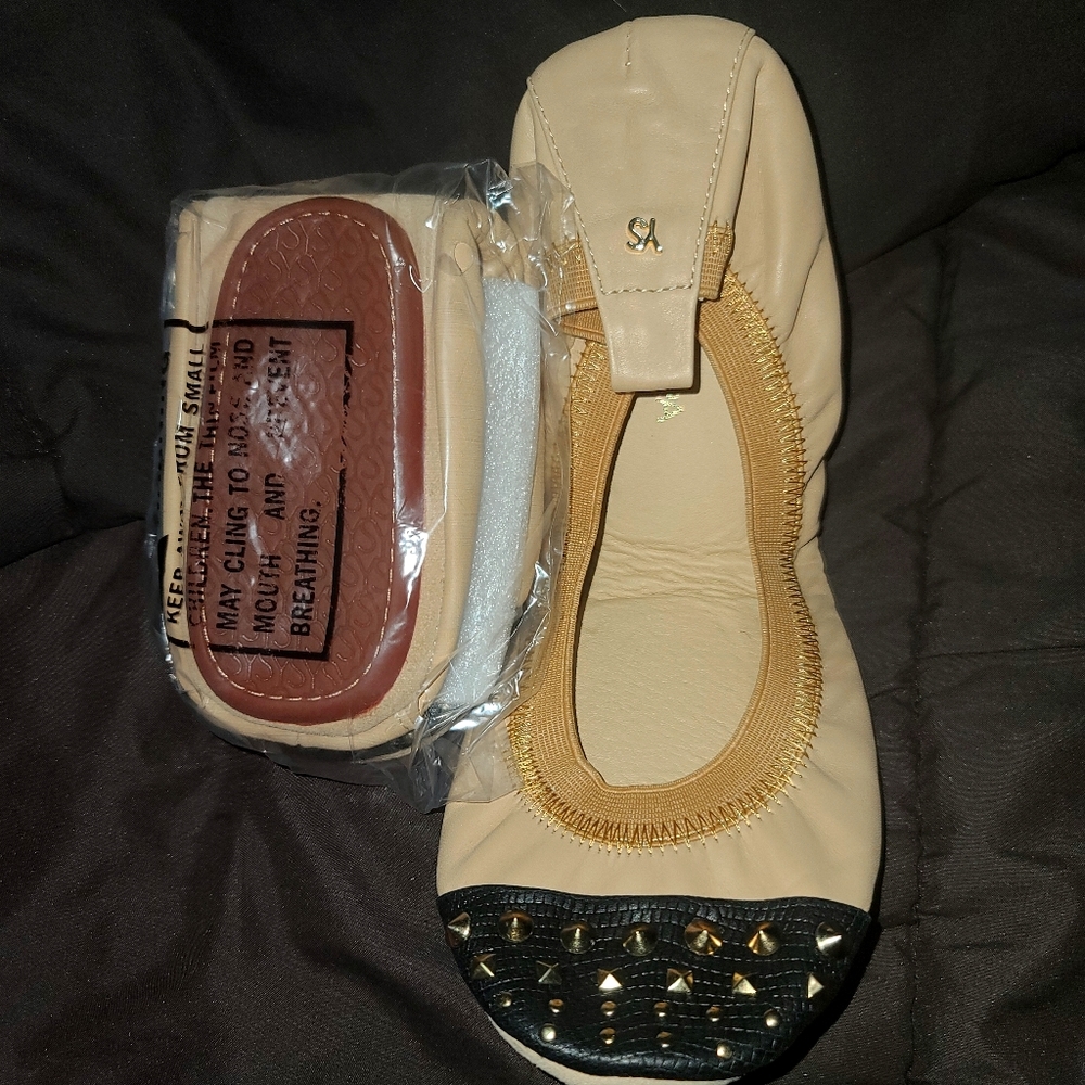 Yosi Samra  flats